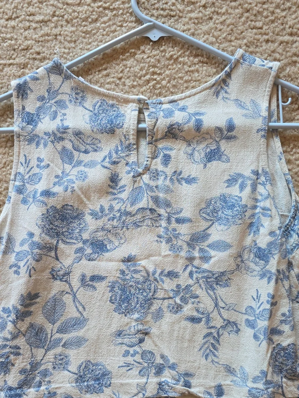 Blue Floral Top - Picture 3 of 4